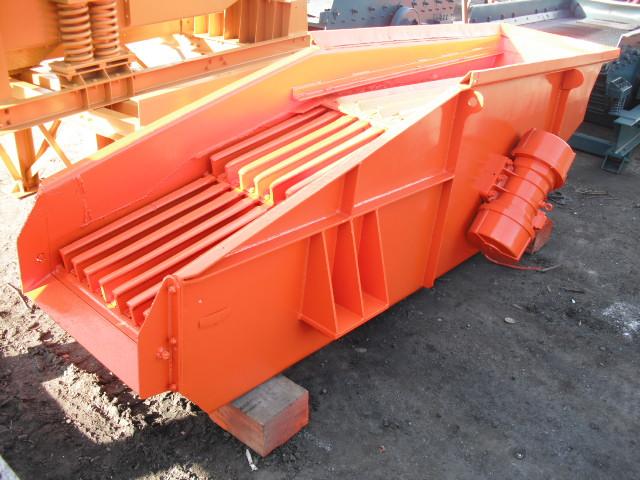 Crusher feeder 